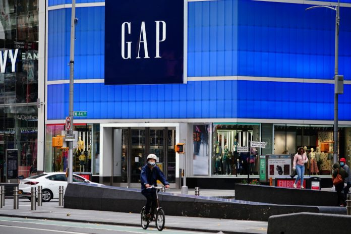 Gap (GPS) reports Q1 2020 net loss, shares fall