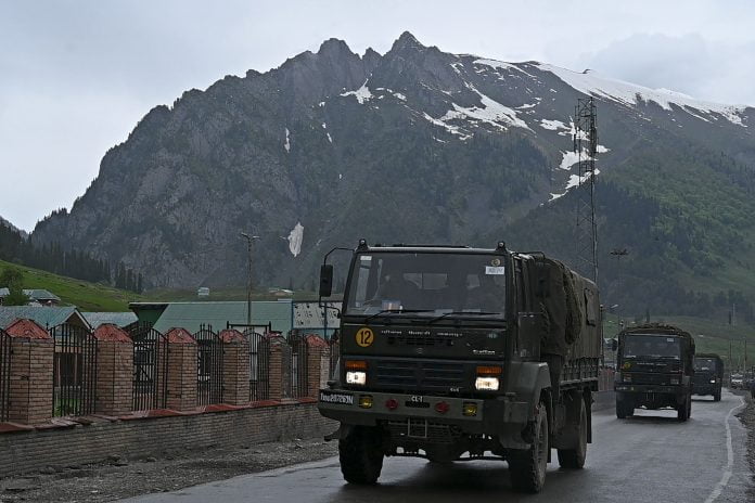 India and China agree to 'peacefully resolve' border tensions