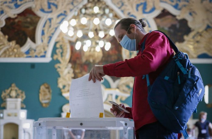 Russia constitutional vote: What it means