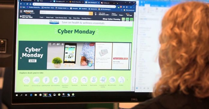 Cyber Monday's record sales day, Google co-founders step down - Video