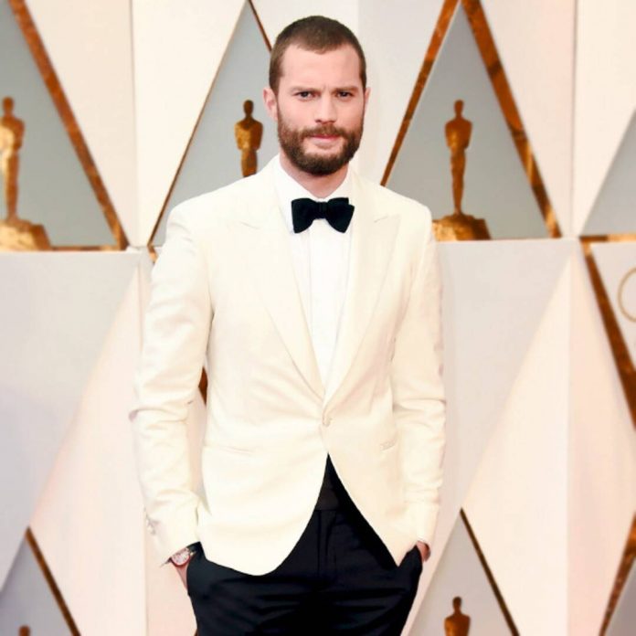 Jamie Dornan's Funny Holiday Video Gives Glimpse Into His Family Life - E! Online