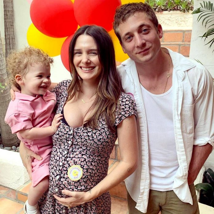 Jeremy Allen White Welcomes Baby No. 2 With Addison Timlin - E! Online