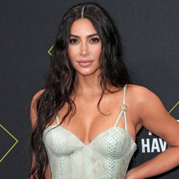Kim Kardashian's Jaw-Dropping New Bikini Pics Are Heating Up December - E! Online