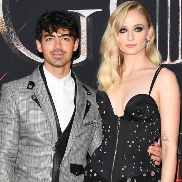Sophie Turner and Joe Jonas Celebrate Their First Christmas as Parents - E! Online