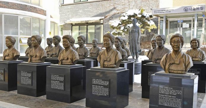 South Korea court order for Japan to compensate 'comfort women' angers Tokyo