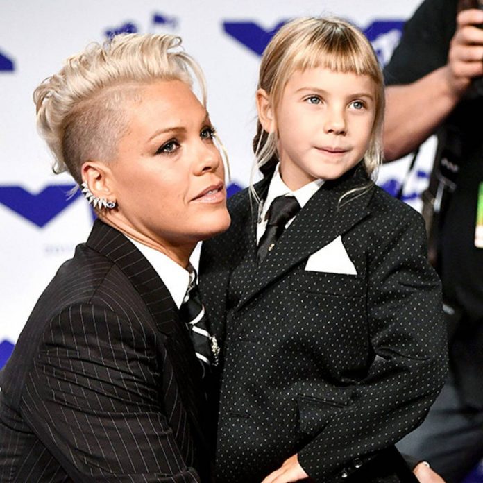 Pink Shows Off Daughter Willow's Singing Voice in Adorable Video - E! Online
