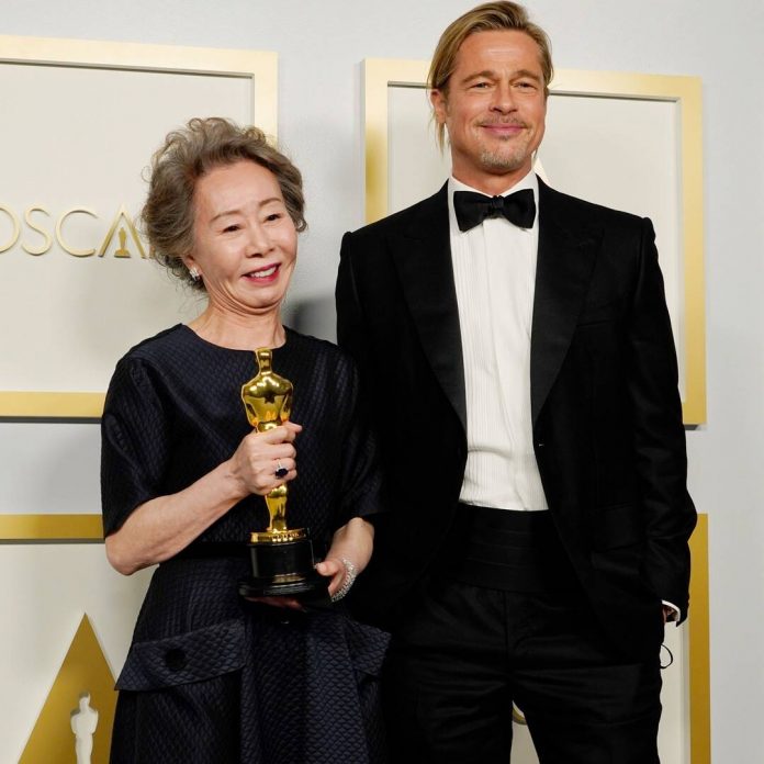 Yuh-Jung Youn Had the Perfect Response When Asked How Brad Pitt Smells - E! Online