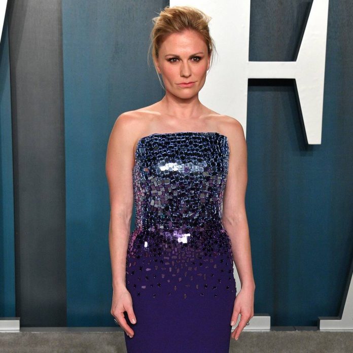 Anna Paquin Declares She's a 