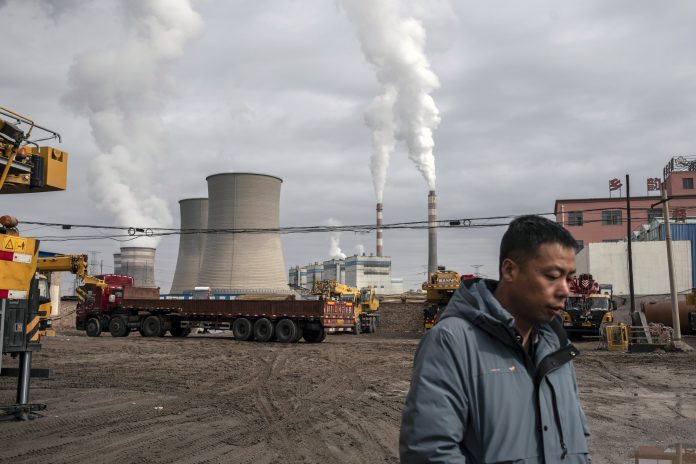 China's greenhouse gas emissions exceed U.S., developed world: Report
