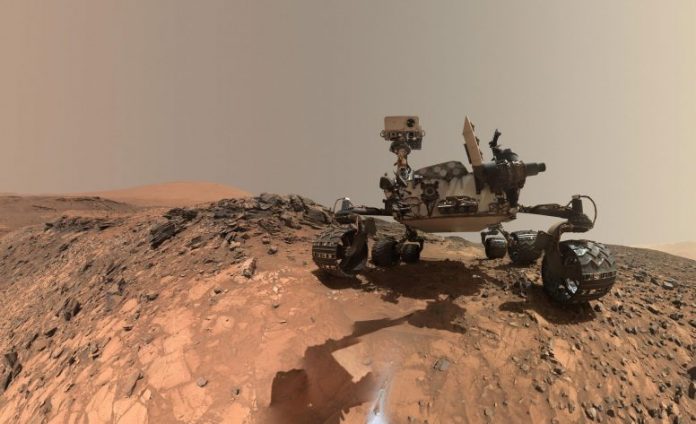 Curiosity Finds Ancient Organic Material