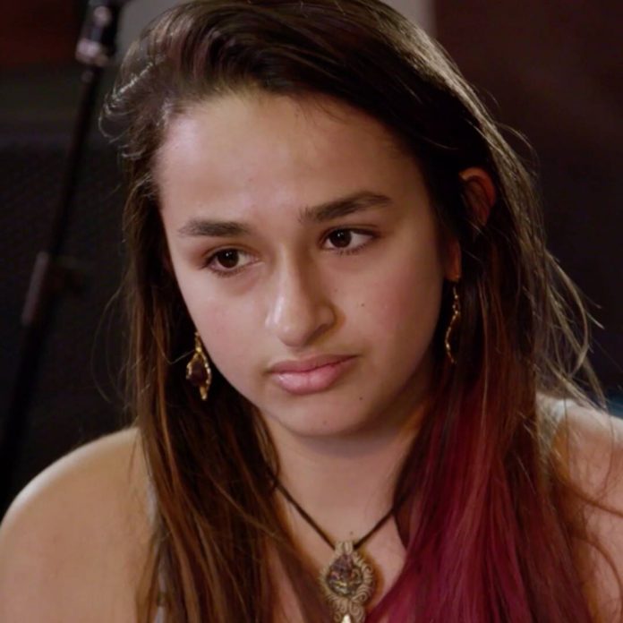 Jazz Jennings Opens Up About “Substantial” Weight Gain - E! Online