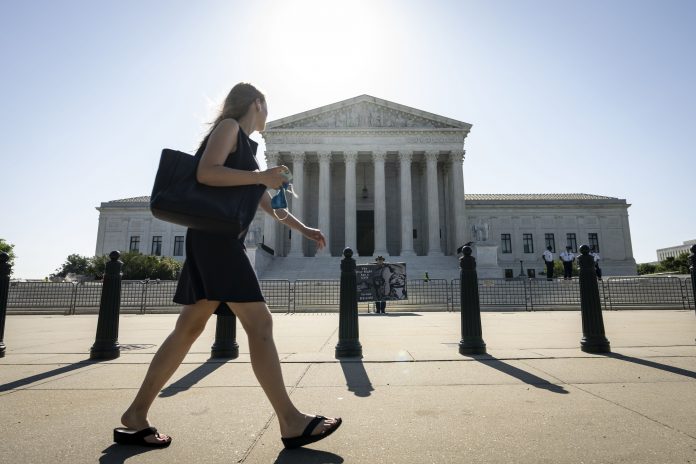 Supreme Court to end term with voting rights, donor disclosure rulings
