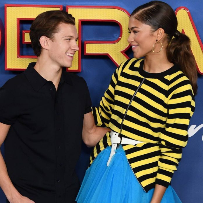 Zendaya and Tom Holland Confirm Romance With Steamy Makeout Session - E! Online