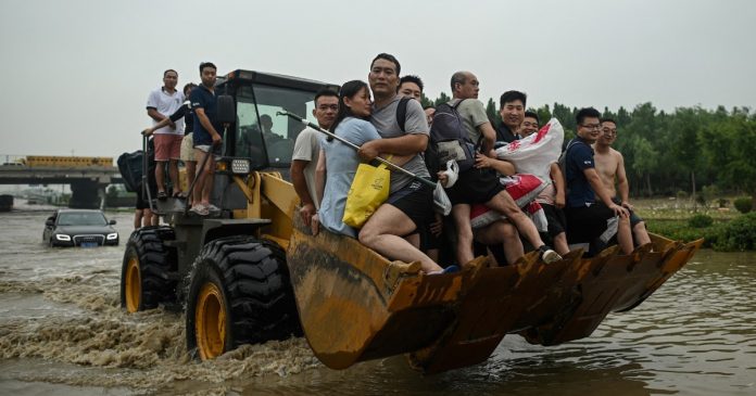 Death toll triples to more than 300 in recent China flooding