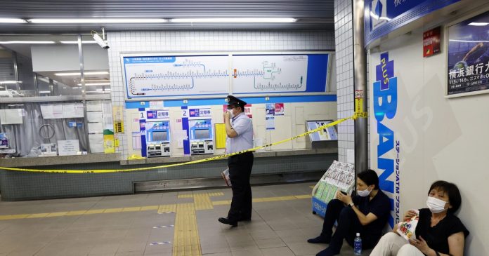 Man arrested after injuring 10 with knife on Tokyo train