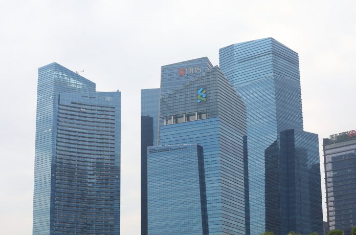 Standard Chartered strikes deal to launch Singapore digital-only bank