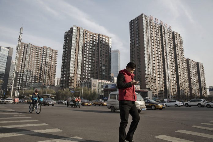 China property default risk for Fantasia, Sinic amid Evergrande crisis