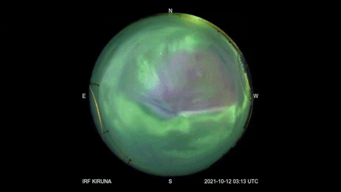 Violent Coronal Mass Ejection Crashes Into Earth’s Magnetosphere, Lighting Up the Sky