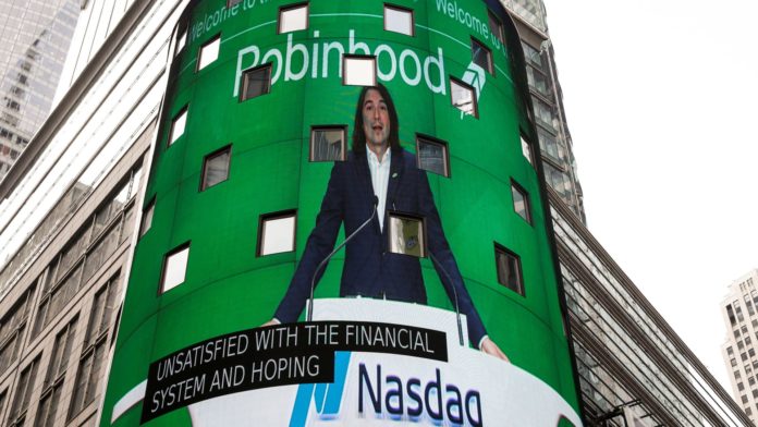 Robinhood cutting about 9% of full-time employees