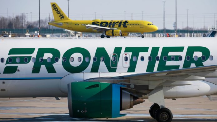 Flight attendants’ union backs Spirit-Frontier merger