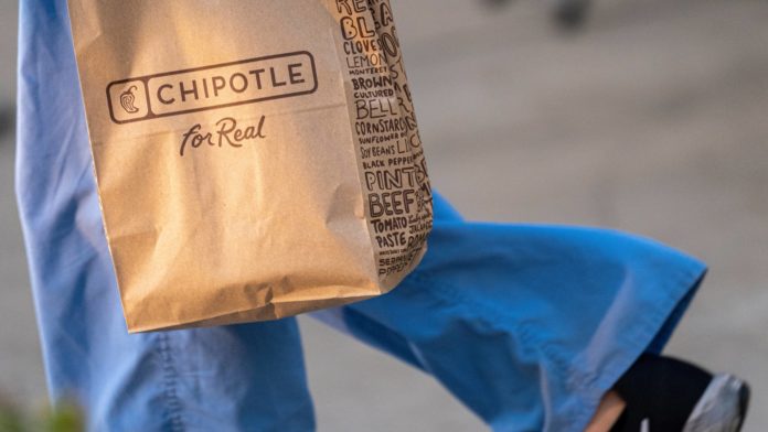 Chipotle restaurant in Maine becomes chain's first to file for union election