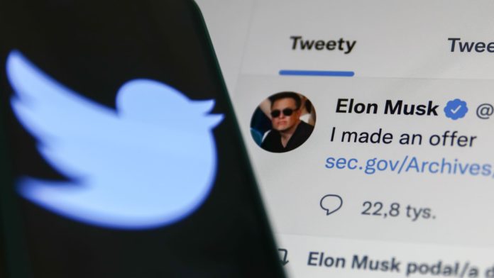 Elon Musk's Twitter deal threats put new financing on ice, sources say