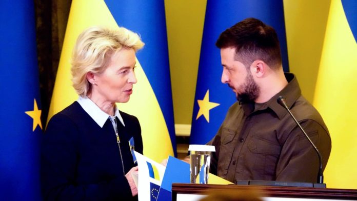 European leaders expected to formally accept Ukraine 's EU candidacy