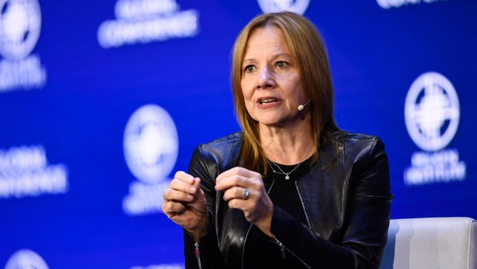 GM's stock closes below IPO price for first time since October 2020