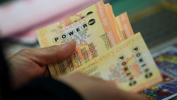 Tax bill for Vermont winner of Powerball $366.7 million jackpot