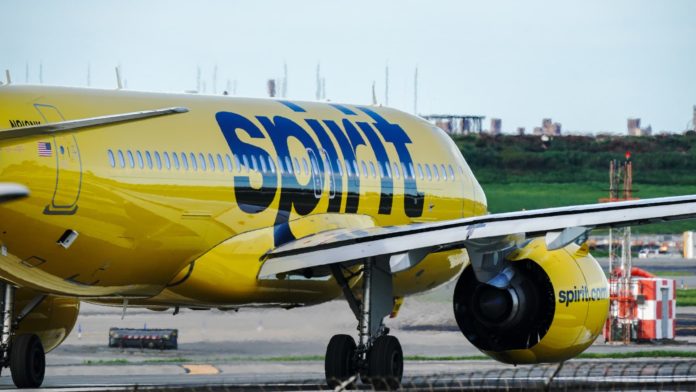 Spirit Airlines plans Houston crew base, its third new outpost in five months