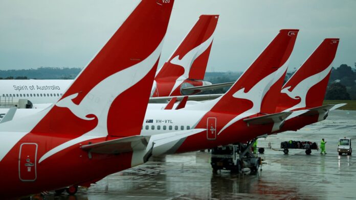 Qantas CEO blames 'little' government help and Covid for lagging peers