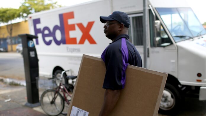 FedEx (FDX) earnings Q1 2023 miss estimates