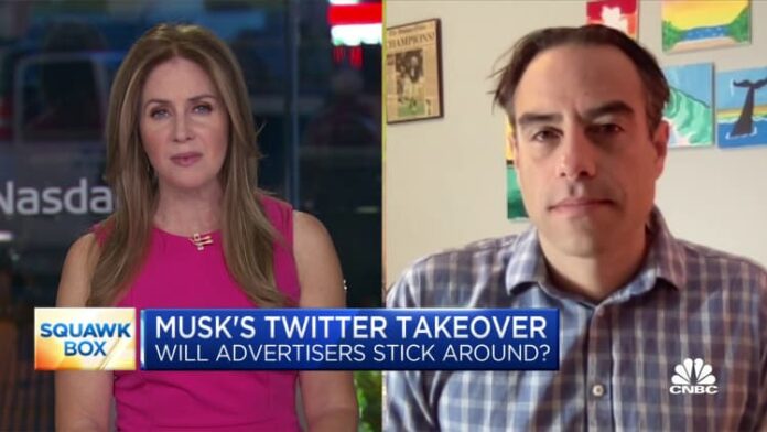 Ad giant IPG advises brands to pause Twitter advertising after Musk takeover