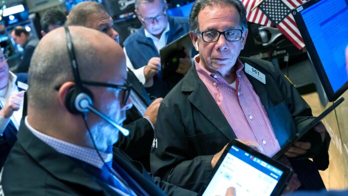 Dow drops 700 points as December sell-off continues