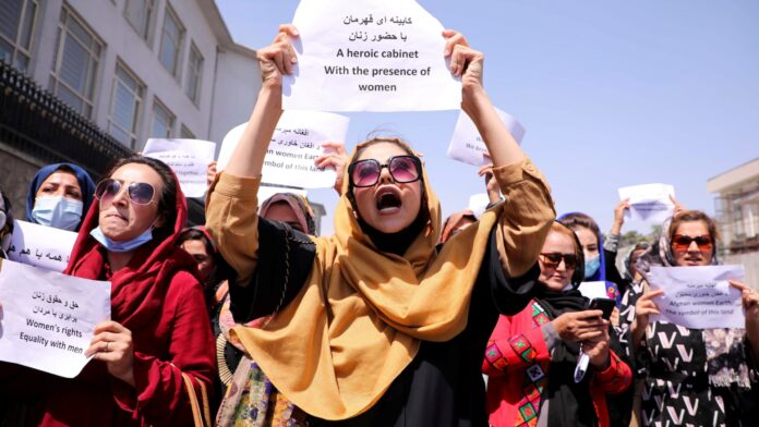 Taliban ban women from working for domestic, foreign NGOs