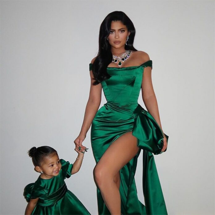 The Kardashians' Party Pro Shares How to Throw a Perfect Holiday Bash