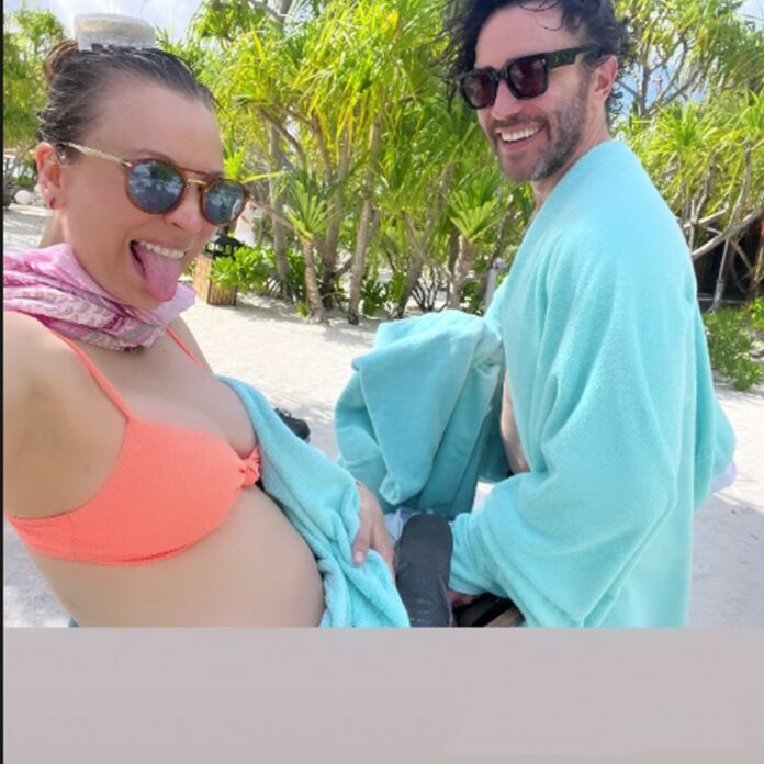 Pregnant Kaley Cuoco Showcases Baby Bump on Vacation With Tom Pelphrey