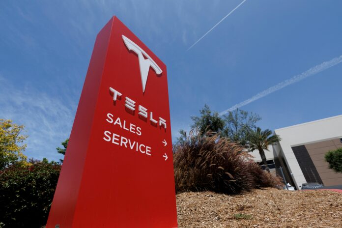 Some analysts see a buying opportunity in Tesla for 2023 despite persistent demand pressures