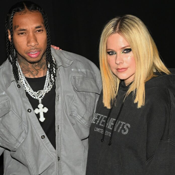 Avril Lavigne Spotted Kissing Tyga After Mod Sun Breakup
