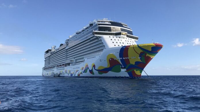 Norwegian Cruise Line shares fall after Q4 earnings report