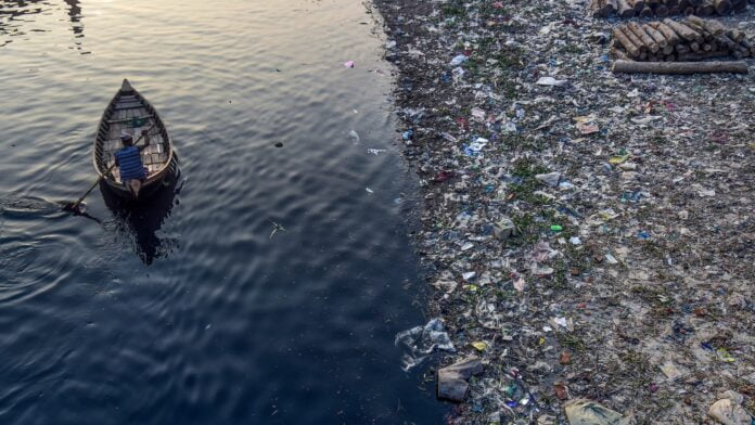 Over 170 trillion plastic particles in the world's oceans