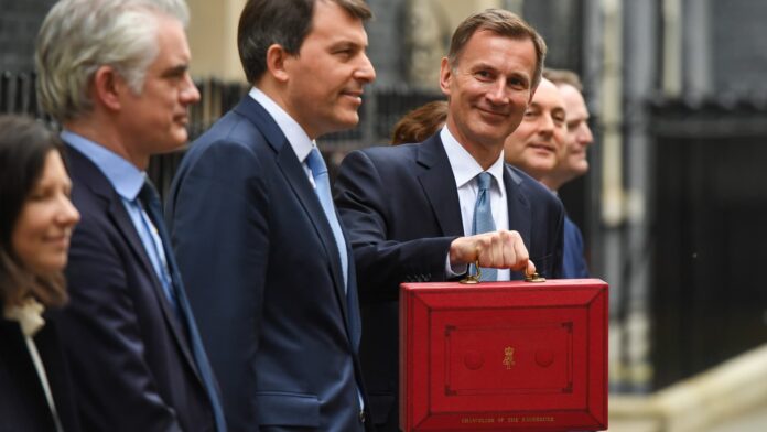 UK government announces spending, tax plans