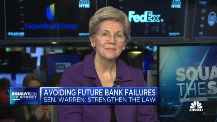 Sen. Elizabeth Warren: We need to raise the FDIC insurance caps