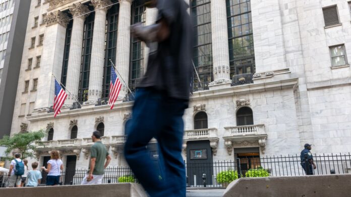 Wall Street versus main street